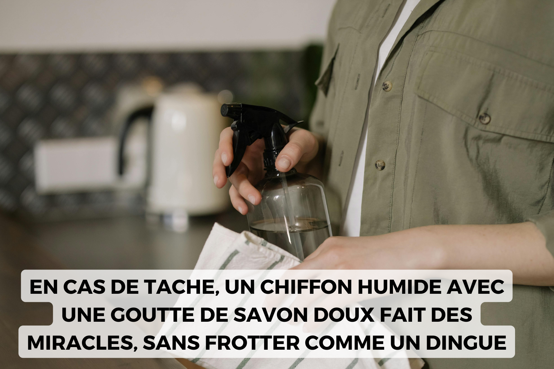 lit rembourré chiffon humide