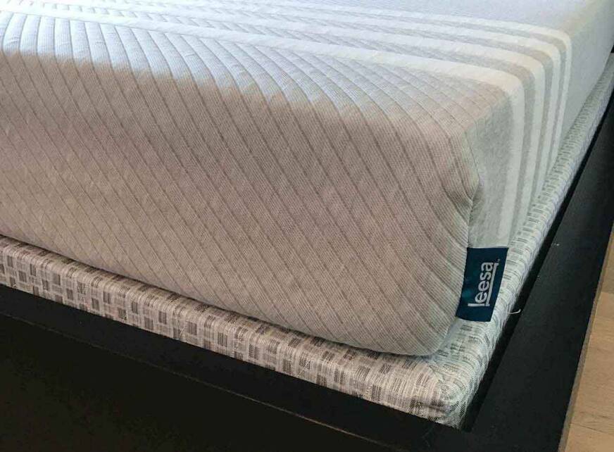 matelas leesa mousse