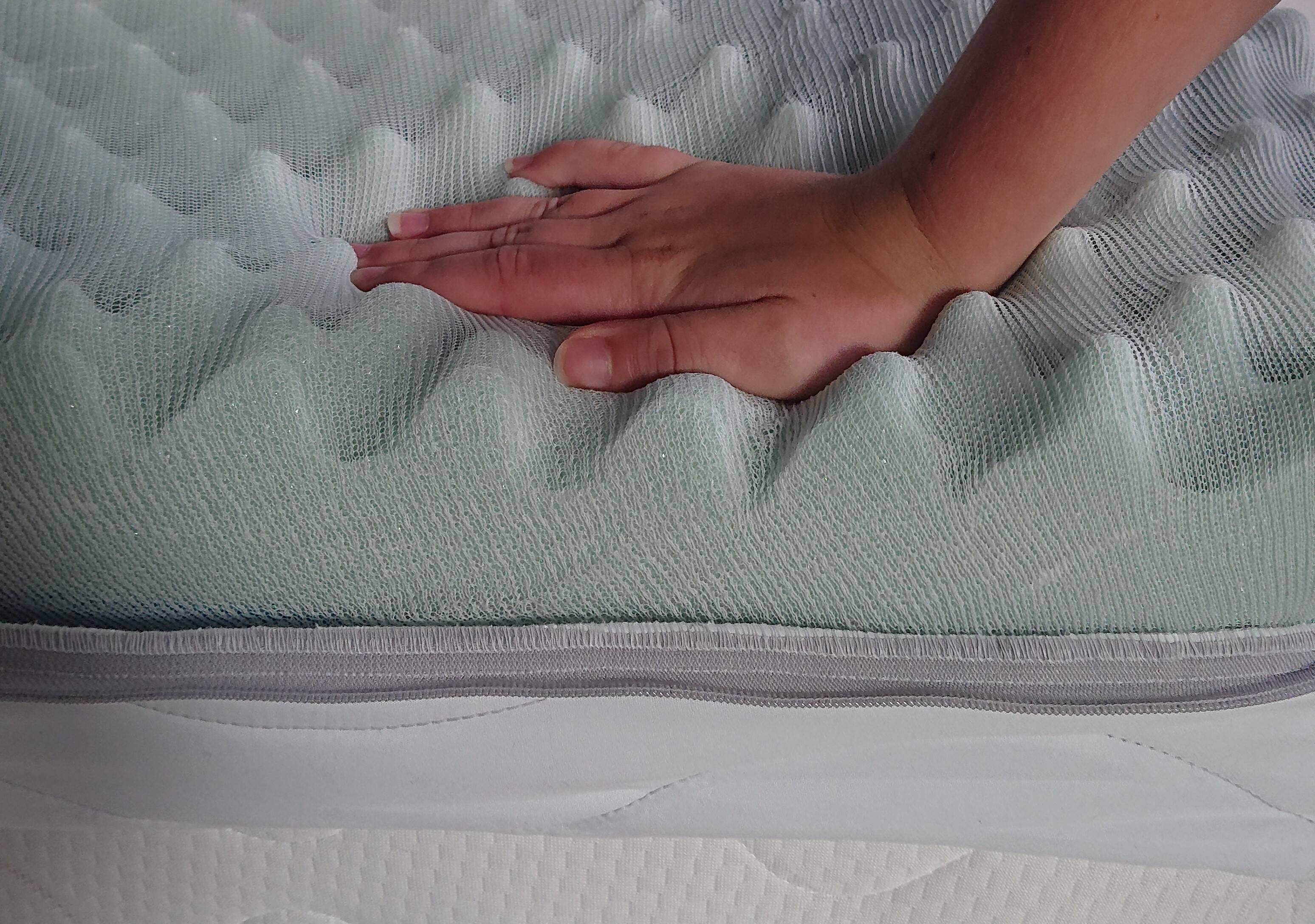 mousse verte matelas lumia