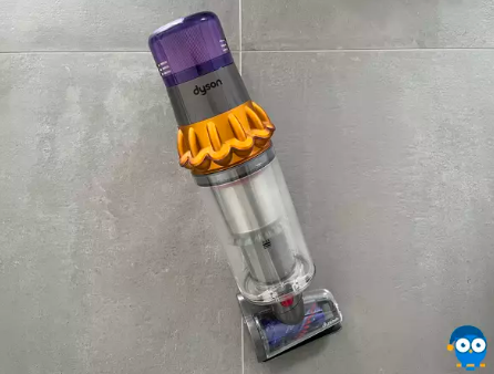 Dyson v15
